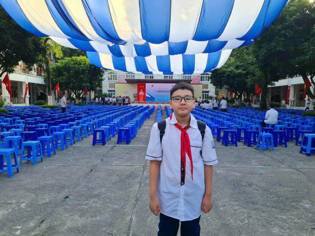 Em Nguyễn Khắc Minh Trí lớp 6A5. Ảnh Mai Loan minh-tri.jpg