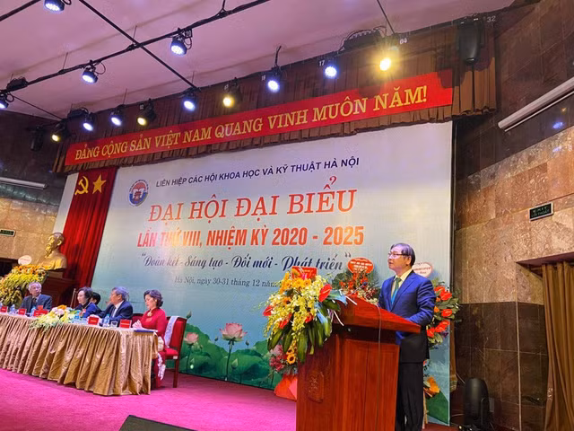 dai-hoi-khoa-8-lhhvn-2.jpg