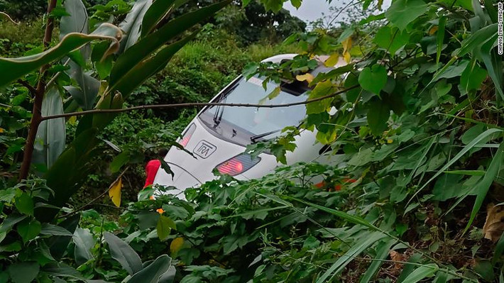 Tuy nhiên, vụ tai nạn tàu hỏa ở Đài Loan hôm 2/4 chỉ là một trong số nhiều thảm họa đường sắt kinh hoàng từng xảy ra trên thế giới trong 20 năm qua, đã cướp đi sinh mạng của nhiều người vô tội. Ảnh: CNN. 