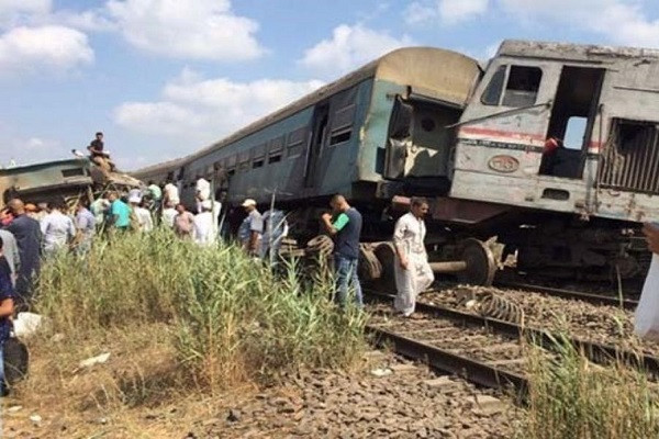 Ngày 15/1/2013: Một đoàn tàu chở khách bị trật bánh và va chạm với một tàu chở hàng tại Ginza, Ai Cập, khiến 29 người thiệt mạng và 230 người khác bị thương. 