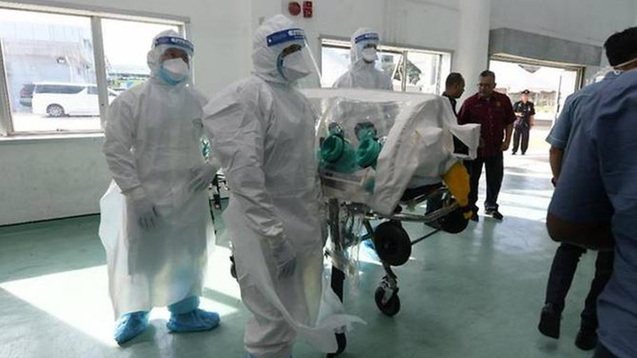 "Các tuyên bố về việc bệnh nhân bị nhiễm virus corona sẽ hành xử như xác sống là không đúng sự thật. Các bệnh nhân có thể hồi phục. Tỷ lệ tử vong là thấp (từ 2-3%) khi so sánh với virus MERS-CoV (khoảng 34%) và SARS-CoV (khoảng 10%)", Bộ Y tế Malaysia thông báo trên Twitter ngày 2/2. Ảnh: Facebook.