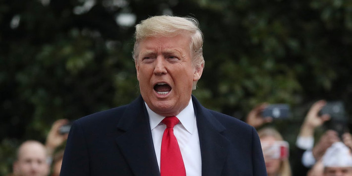 Tổng thống Trump cho biết Mỹ hợp tác chặt chẽ với Trung Quốc để kiềm chế sự bùng phát của dịch bệnh này, đồng thời khẳng định dịch virus corona chỉ là “vấn đề rất nhỏ” trong nước Mỹ. Ảnh: BI.