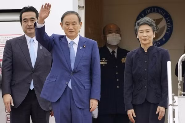 Theo Japan Times, bà Mariko là đã hết lòng hỗ trợ chồng, Thủ tướng Nhật Bản Suga Yoshihide, trên con đường chính trị kể từ thời điểm ông trở thành thành viên Hạ viện Nhật Bản ở tuổi 47. Ảnh: Kyodo.