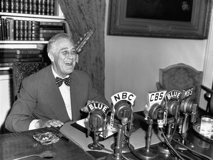 Tổng thống Mỹ Franklin Delano Roosevelt vui mừng thông báo sự chiếm đóng của Đức Quốc xã tại Rome đã chấm dứt hồi năm 1944.
