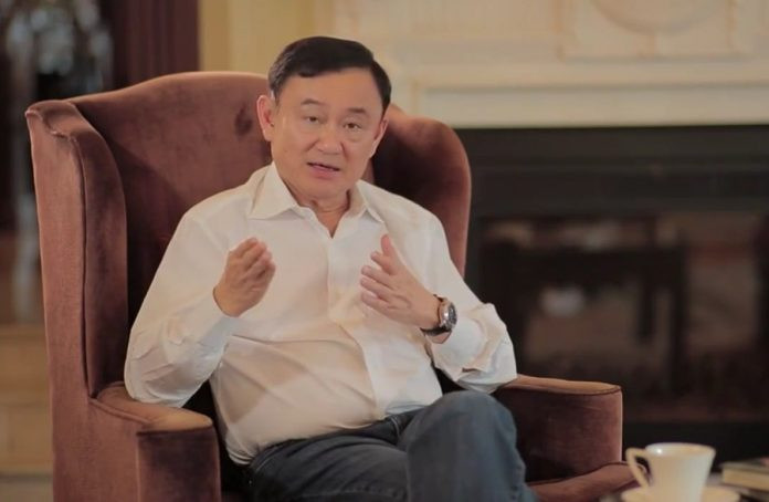 Theo Khaosod, hiện chưa rõ cựu Thủ tướng Thaksin, người đứng đầu chính phủ Thái Lan từ năm 2001 cho đến khi bị lật đổ trong một cuộc đảo chính vào năm 2006, bị mắc COVID-19 khi nào và nguồn lây từ đâu. Ảnh: Khaosod.