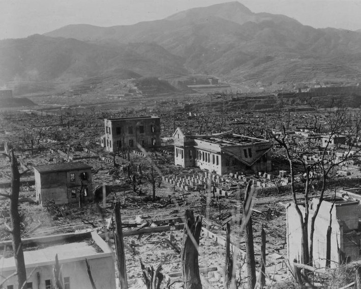 Ảnh chụp tại Nagasaki tháng 3/1948.