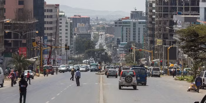 Hickel nói rằng "những khu vực trên thế giới đang chịu tác động nặng nề bởi biến đổi khí hậu lại là những khu vực ít gây ra tình trạng này nhất".