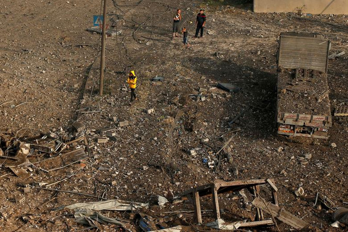 Một tòa nhà bị phá hủy sau đợt oanh kích của Israel.