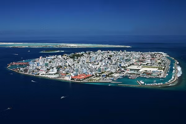 Maldives, tên chính thức là Cộng hòa Maldives, là một đảo quốc ở Nam Á. Thủ đô của nước này là Malé. Ảnh: Wikipedia.