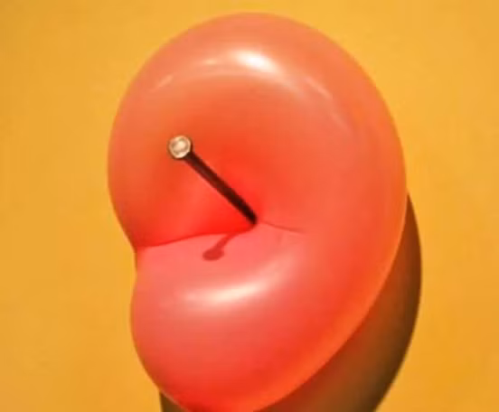 Liệu đây có phải là một quả bóng bay bình thường?