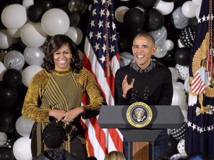 Trong buổi phỏng vấn với People tháng 11/2018, bà Michelle từng khẳng định không có cuộc hôn nhân nào hoàn hảo. “Khi kết hôn, sẽ có đôi lúc bạn muốn bỏ đi và đó là chuyện bình thường. Tôi cũng từng như vậy”, bà Michelle nói. Ảnh: Pool. 