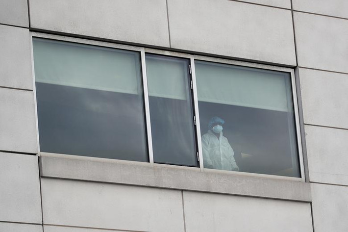 Những hình ảnh bên trong tâm dịch COVID-19 New York ở Mỹ liên tục được Reuters cập nhật.