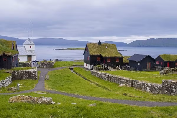 Quần đảo Faroe là lãnh thổ tự trị của Vương quốc Đan Mạch từ năm 1948. Quần đảo này được đánh giá là đang kiểm soát thành công dịch bệnh COVID-19 khi hiện tại chỉ có duy nhất một người phải nhập viện điều trị vì nhiễm virus SARS-CoV-2. Ảnh: AB.