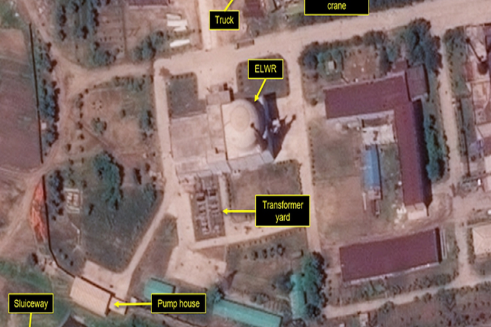 Được biết, Trung tâm hạt nhân Yongbyon, được xây dựng vào năm 1979 nằm ở huyện Yongbyon thuộc tỉnh Bắc Pyongan, cách thủ đô Bình Nhưỡng khoảng 100 km về phía bắc. Ảnh: BI.