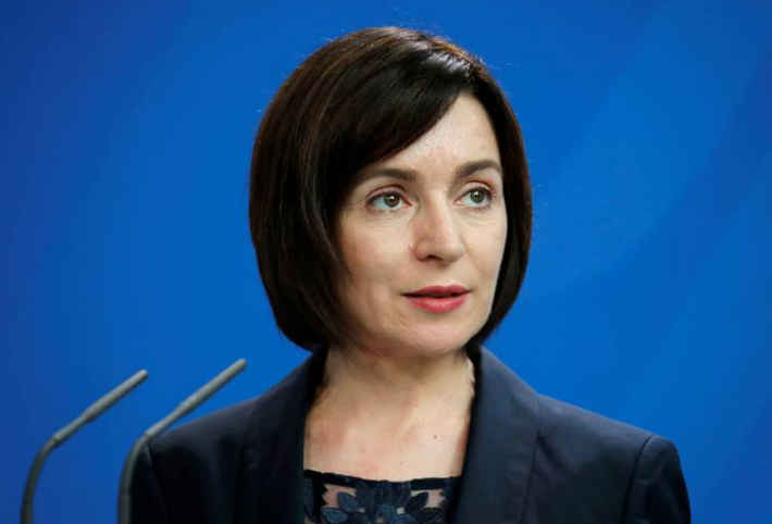 Tổng thống Maia Sandu sinh ngày 24/5/1972 tại Risipeni, Moldova. Mẹ của bà là một giáo viên. Ảnh: The Guardian.