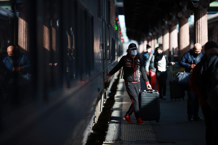 Được biết, số ca mắc COVID-19 ở Mỹ tăng kỷ lục trong dịp Lễ Tạ ơn.