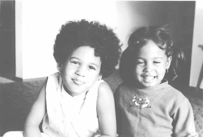 Ảnh chụp Kamala Harris và em gái, Maya, năm 1970. Ảnh: MN.