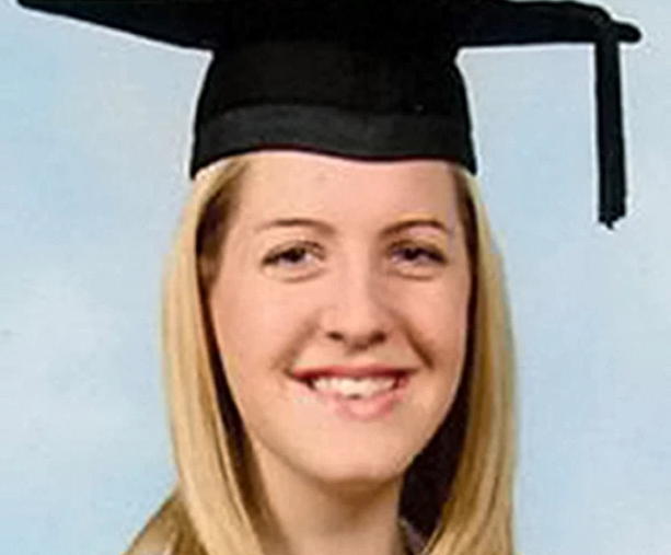 Cảnh sát đã tiến hành một cuộc điều tra sau khi bệnh viện bày tỏ lo ngại về số lượng ca tử vong cao bất thường trong khoảng thời gian từ tháng 3/2015 đến tháng 7/2016 - được cho là cao hơn 10% so với mức trung bình.