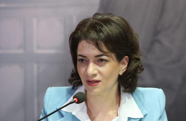 Bà Hykobyan chính thức trở thành phu nhân của Thủ tướng Armenia vào ngày 8/5/2018 sau khi chồng bà được bầu làm người đứng đầu chính phủ Armenia. Ảnh: Aravot.