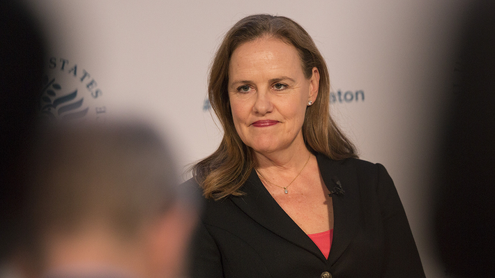 Được biết, sự nghiệp của bà Flournoy, 60 tuổi, tại Lầu Năm Góc bắt đầu từ những năm 1990, dưới thời chính quyền của Tổng thống Mỹ Bill Clinton. Khi đó, bà là Phó trợ lý chính của Bộ trưởng Quốc phòng về chiến lược và giảm thiểu mối đe dọa. Sau đó, bà làm Phó trợ lý Bộ trưởng Quốc phòng về chiến lược. Ảnh: The Hill.