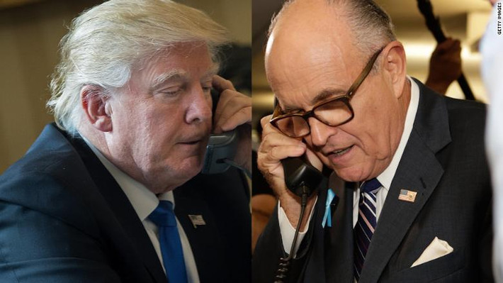 Vào tháng 4/2018, Giuliani gia nhập đội ngũ pháp lý của Tổng thống Trump. Các hoạt động của Giuliani với tư cách là luật sư của ông Trump đã khiến ông chịu sự giám sát của giới truyền thông, bao gồm các cáo buộc tham nhũng và trục lợi. Ảnh: CNN.
