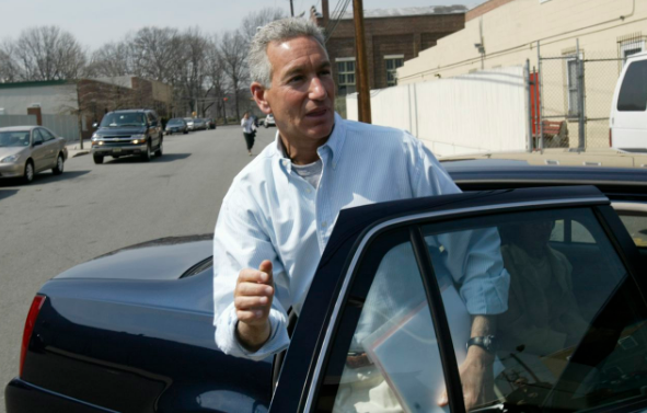 Sau khi được ra tù vào ngày 25/8/2006, Charles Kushner chuyển hoạt động kinh doanh từ New Jersey sang thành phố New York. Ảnh: NJ.