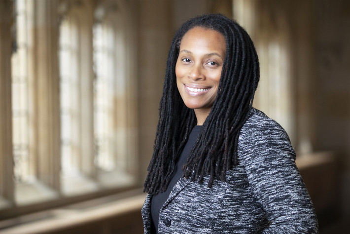 Trong khi đó, bà Marcella Nunez-Smith, đồng chủ tịch ban cố vấn COVID-19 của ông Biden, sẽ đóng một vai trò chủ chốt trong ứng phó với đại dịch của chính quyền sắp tới. Ảnh: AP.