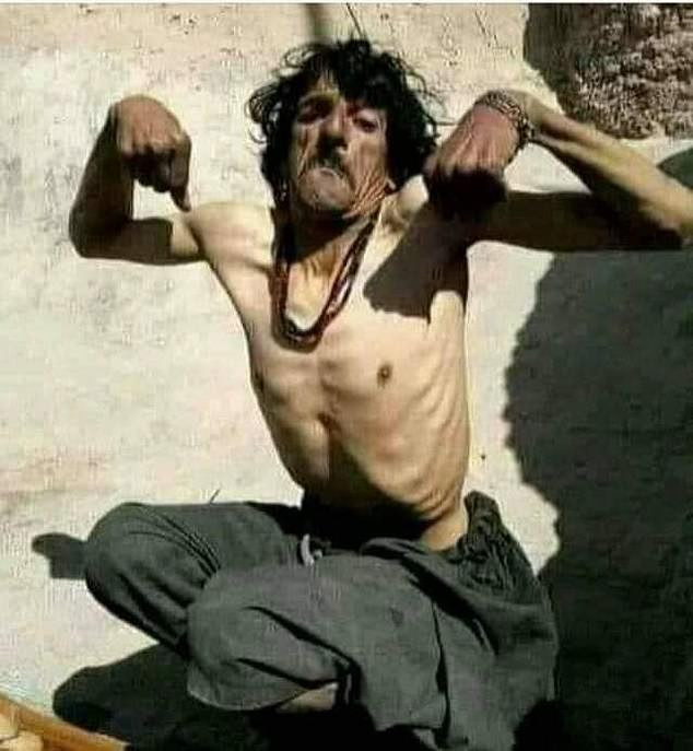 Ông Nazar nổi tiếng với những câu chuyện, bài hát hài hước, châm biếm. Ông thường có những clip chế nhạo về nhiều chủ đề, và Taliban không phải ngoại lệ.