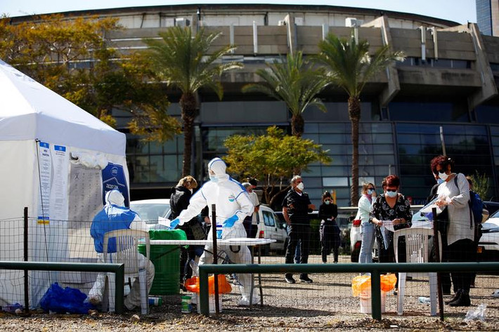 Cảnh người dân Israel đi bỏ phiếu thời dịch virus corona hôm 2/3.