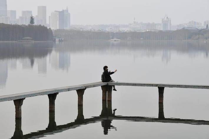 Cảnh vắng lặng, ảm đạm ở thành phố "tâm dịch" Vũ Hán những ngày đầu tháng 3/2020.
