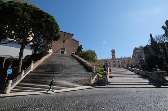 Trong những ngày qua, một loạt nước EU đã ra lệnh đóng cửa biên giới như Đức, Tây Ban Nha, Đan Mạch, Áo, CH Czech, Hungary... để ngăn dịch Covid-19.