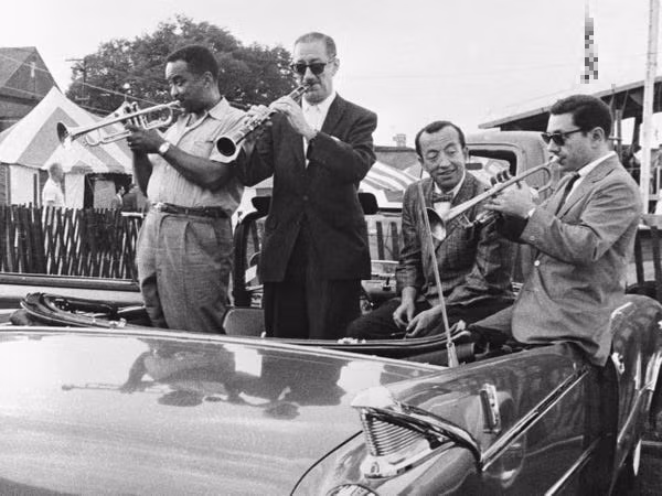 Nghệ sĩ jazz biểu diễn tại Newport, Rhode Island, ngày 4/7/1959.
