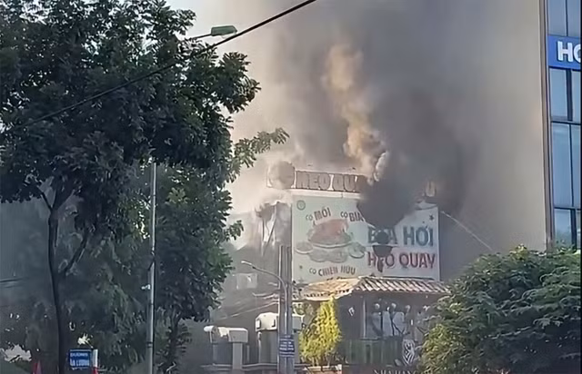 chay-nha-hang-5.jpg