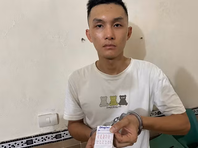 a-hoanh-1240.jpg