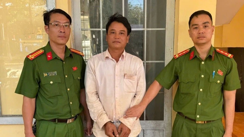 Công an Đồng Nai phối hợp bắt 2 đối tượng truy nã từ Đắk Lắk và Hà Nội