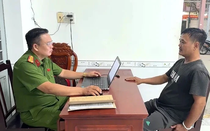 Điều tra đối tượng liên quan nhiều vụ trộm tại nhà xe bệnh viện