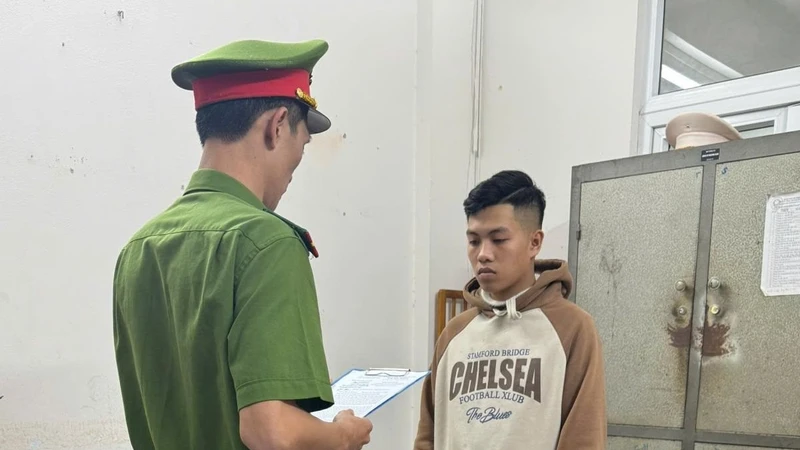 Đà Nẵng: Khởi tố đối tượng lừa đảo gần 100 triệu đồng qua mạng xã hội