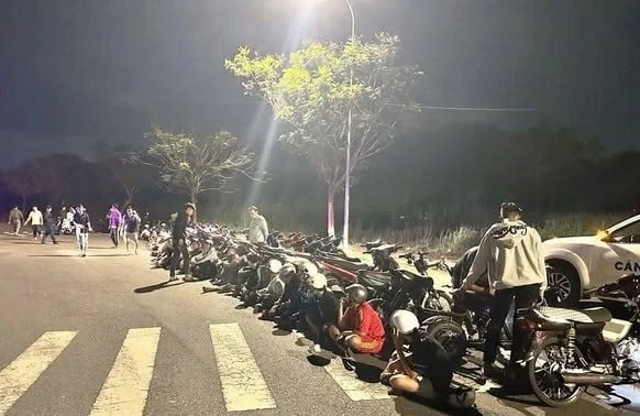 Tây Ninh tạm giữ 38 xe máy liên quan vụ tụ tập đua xe trái phép