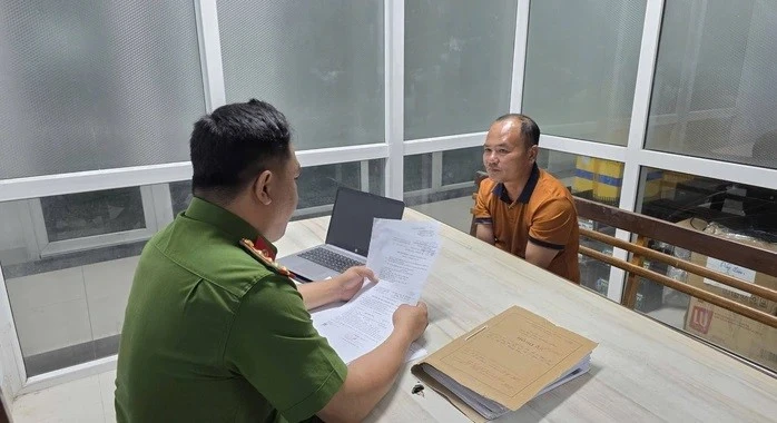 Đối tượng truy nã đặc biệt nguy hiểm bị bắt khi ẩn náu trong chùa