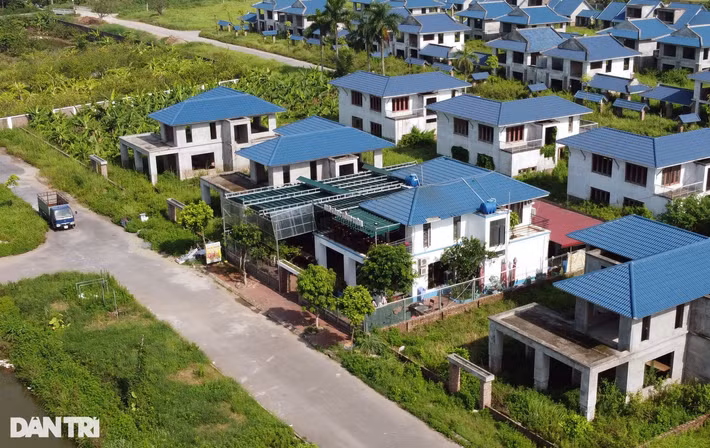 Đến nay, Công ty Châu Linh đã đầu tư tới khoảng 250 tỷ đồng vào dự án và hoàn thành nghĩa vụ tài chính theo thông báo của cơ quan chức năng. Tuy nhiên, vướng mắc trong việc xác định giá đất dự án là do cơ quan chức năng, nhưng doanh nghiệp đang phải chịu hậu quả.