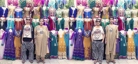 Thông qua bộ ảnh này, anh hy vọng nhiều bạn trẻ sẽ quan tâm hơn đến trang phục truyền thống của dân tộc mình...