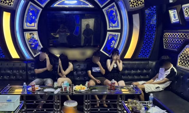 Triet pha tu diem 'bay lac' tai quan karaoke o Binh Thuan