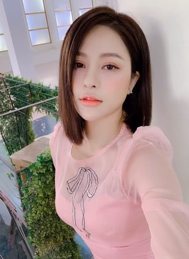 5 thang sau clip nong bi phat tan, hien gio ngoai hinh hotgirl Tram Anh the nao?-Hinh-2