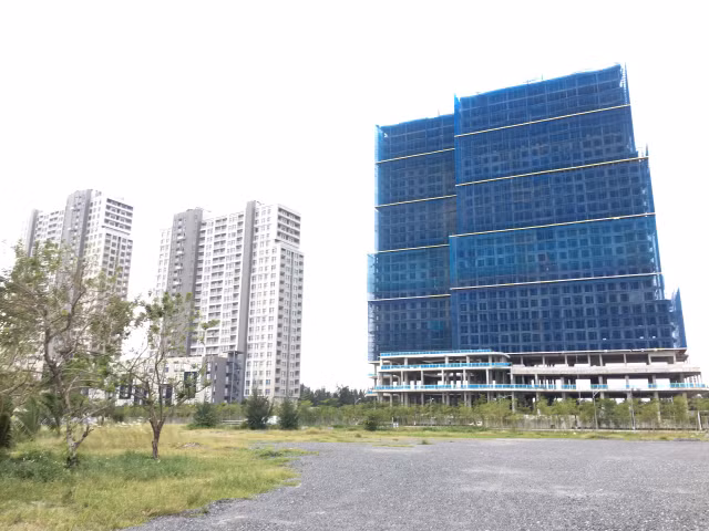 Sở Xây dưng Đà Nẵng: 'Tập đoàn Empire và khách hàng tự chọn giải pháp xử lý' So Xay dung Da Nang: 'Tap doan Empire va khach hang tu chon giai phap xu ly'