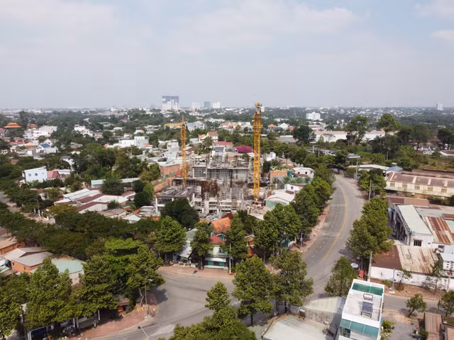 Toàn cảnh dự án C-River View của Cường 'Đô la' bị phạt - Hình 5 Toan canh du an C-River View cua Cuong 'Do la' bi phat-Hinh-5