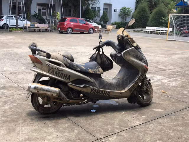 Vụ nhà báo tử vong dưới sông ở Sài Gòn: Đã tìm thấy xe máy của nạn nhân Vu nha bao tu vong duoi song o Sai Gon: Da tim thay xe may cua nan nhan