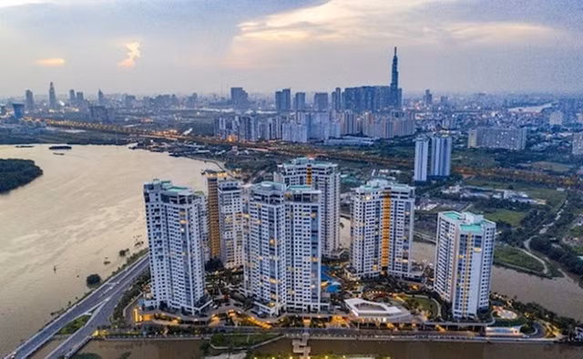 COVID-19 dai dẳng, doanh nghiệp bất động sản chọn cách ‘đối đầu’ với dịch - Hình 3 COVID-19 dai dang, doanh nghiep bat dong san chon cach ‘doi dau’ voi dich-Hinh-3