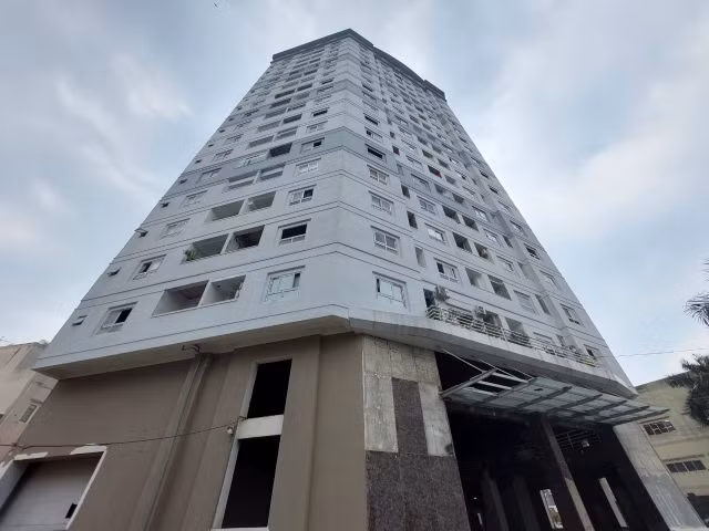 Cận cảnh chung cư Đại Thành xây 10 năm chưa xong đã cho dân vào ở - Hình 2 Can canh chung cu Dai Thanh xay 10 nam chua xong da cho dan vao o-Hinh-2