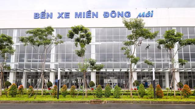 Bên trong bến xe lớn nhất nước đi vào hoạt động từ 10/10 - Hình 4 Ben trong ben xe lon nhat nuoc di vao hoat dong tu 10/10-Hinh-4