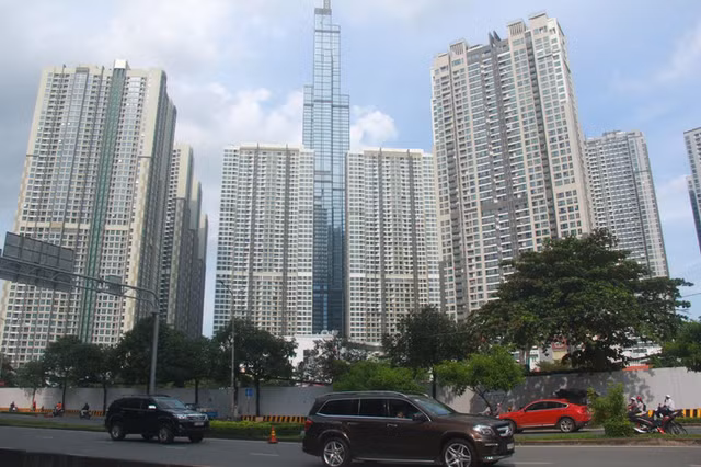 Kiến nghị toà nhà từ 30 tầng trở lên phải có tầng lánh nạn Kien nghi toa nha tu 30 tang tro len phai co tang lanh nan
